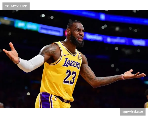 全明星投票启动，字母哥詹姆斯领跑首轮结果