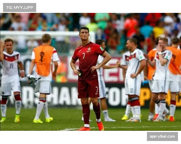 “老将诺伊尔扑点难挽败局，拜仁门神直言赛季密集赛程成挑战”