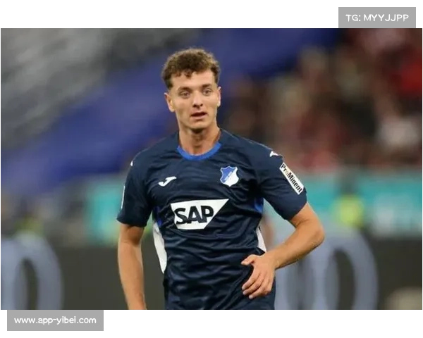 马略卡射手穆里奇赛前幽默回应巴萨：我可比不上莱万